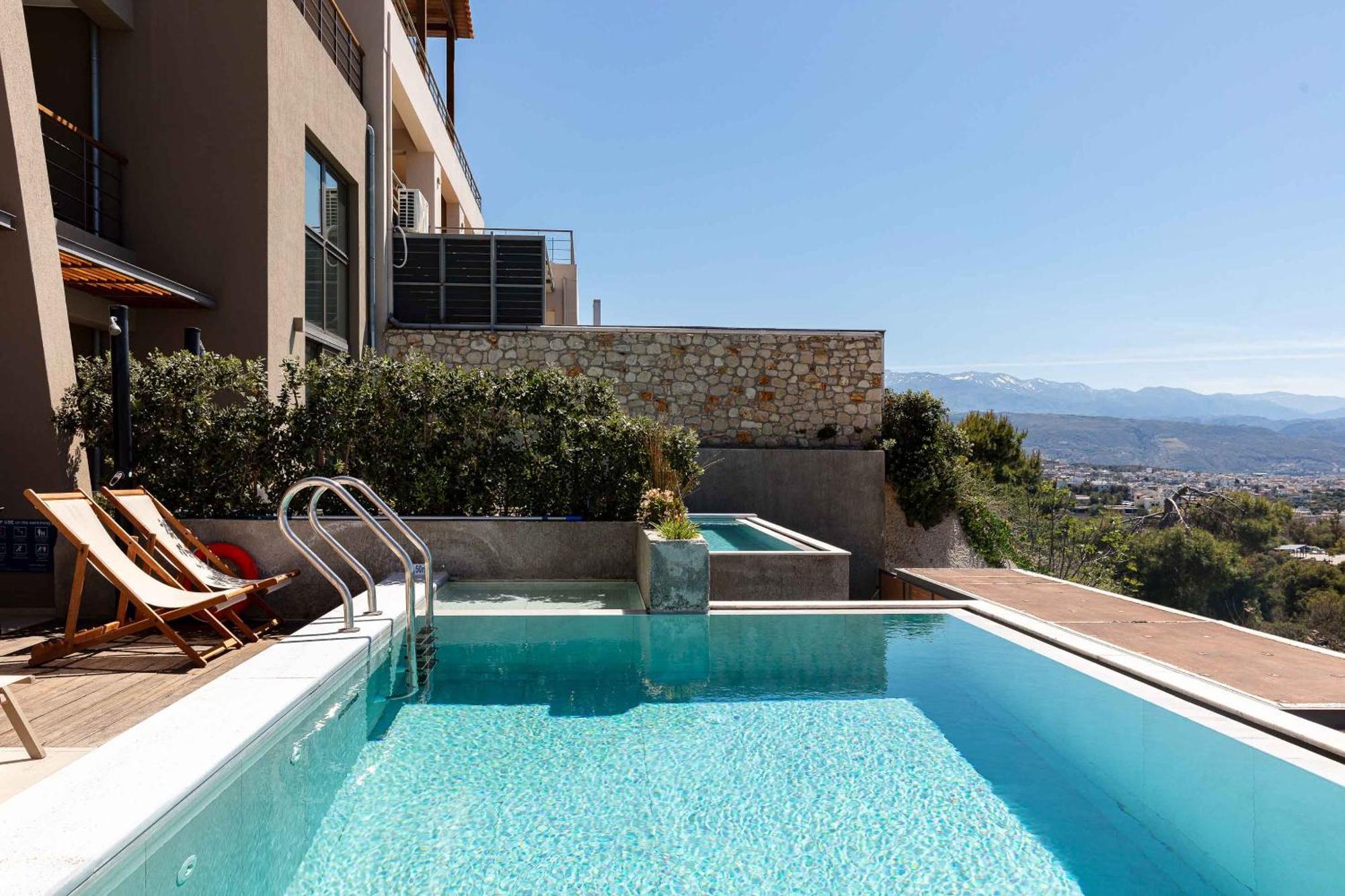 Omnia Luxury Villas - "Heated" Pools & Breathtaking Seaviews! Chania  Rum bild