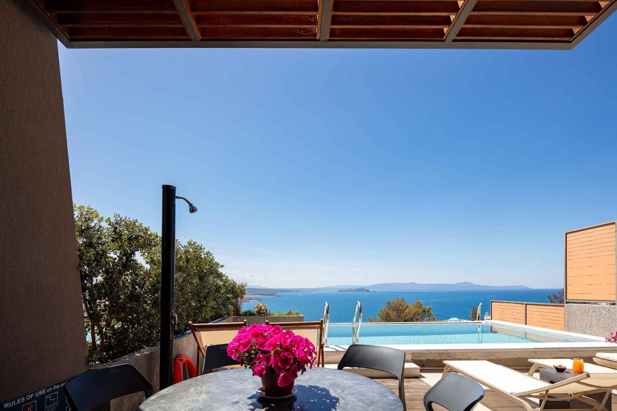 Omnia Luxury Villas - "Heated" Pools & Breathtaking Seaviews! Chania  Rum bild